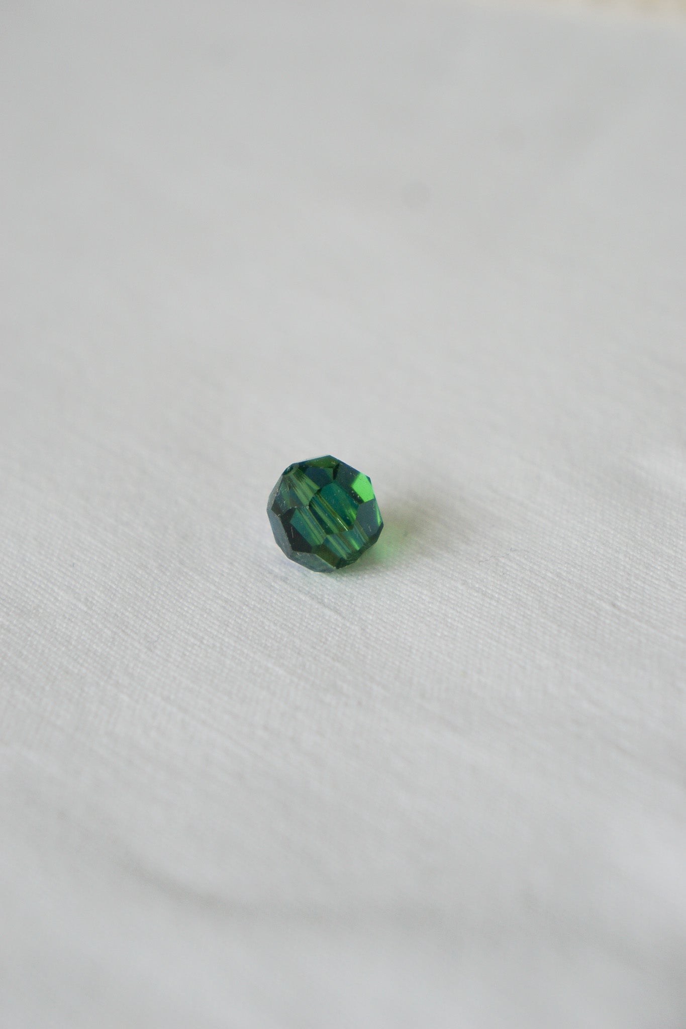 Swarovski Green Turmalin, 10-72 Stück, 10 mm, Kugelform, Kristallperlen